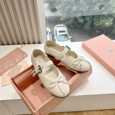 Miu Miu Sandals